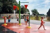 Camping mit Freibecken Zeeland die Niederlande