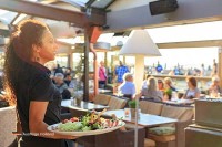 Am Boulevard des berühmten niederländischen Badeortes Scheveningen befindet sich seit 1981 das italienische Restaurant La Galleria